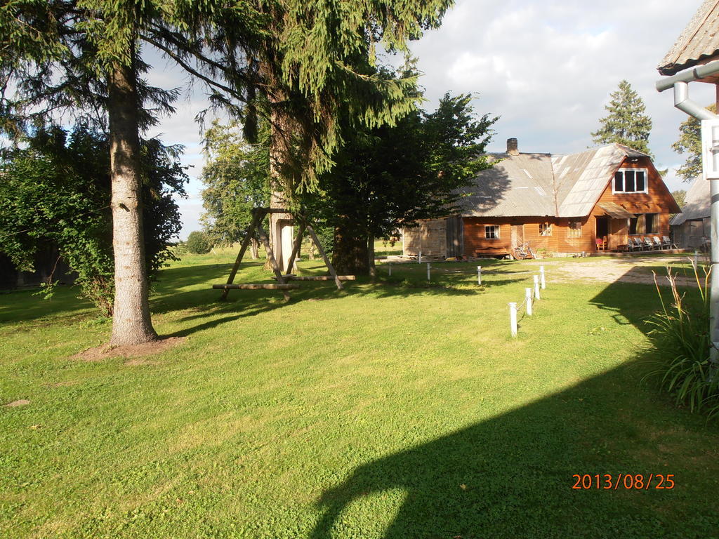 Lauku Viesu Maja Bajari Guest House Rucava Exterior photo